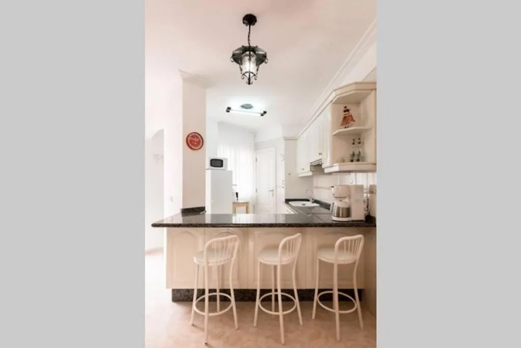 Montana Amarilla: Terrazas Al Sol Apartment Arona